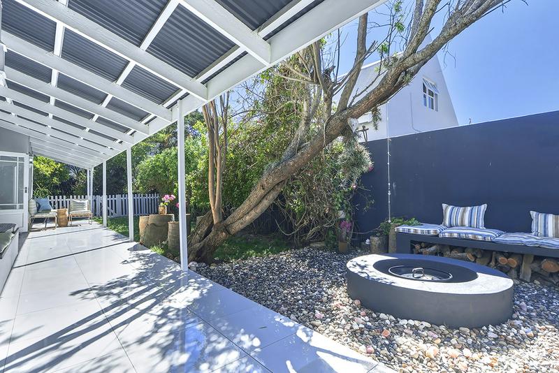 4 Bedroom Property for Sale in Hout Bay Western Cape